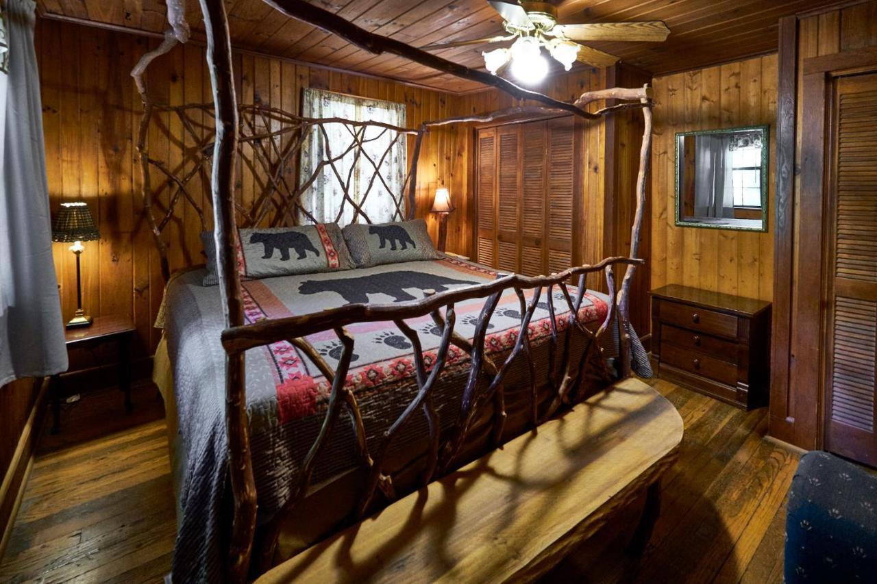 A Cabin In The Woods Pigeon Forge Exteriör bild