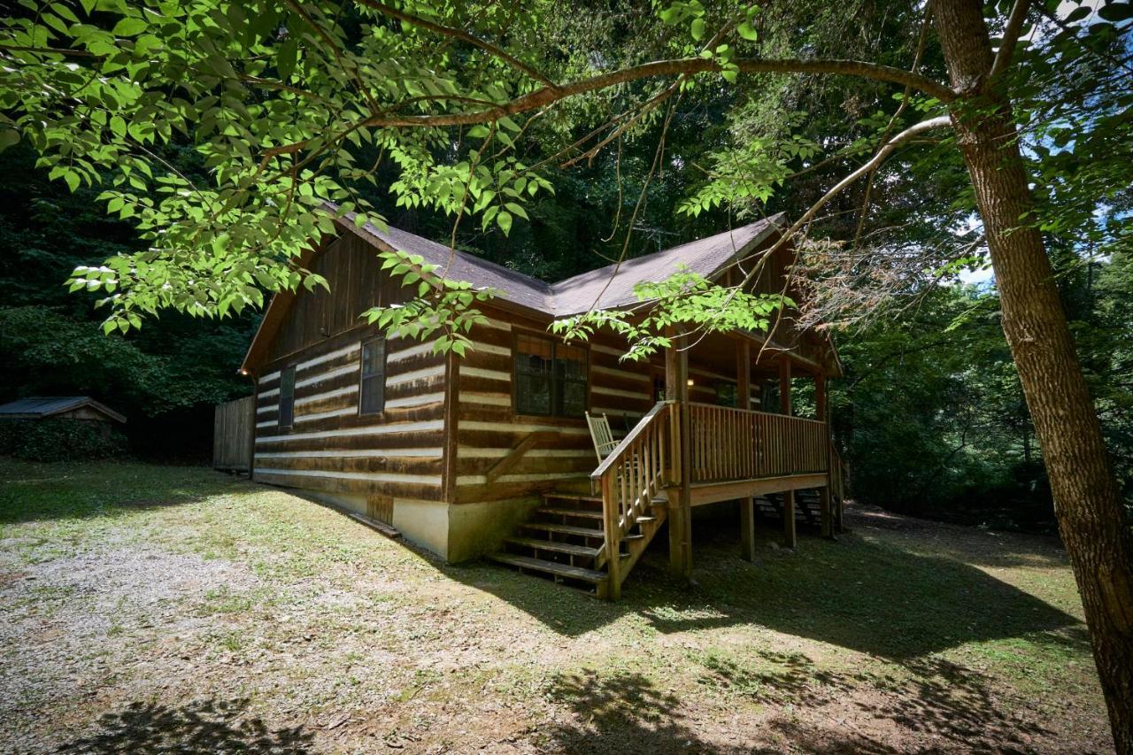 A Cabin In The Woods Pigeon Forge Exteriör bild