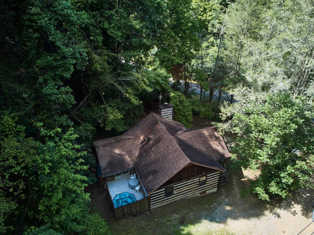 A Cabin In The Woods Pigeon Forge Exteriör bild