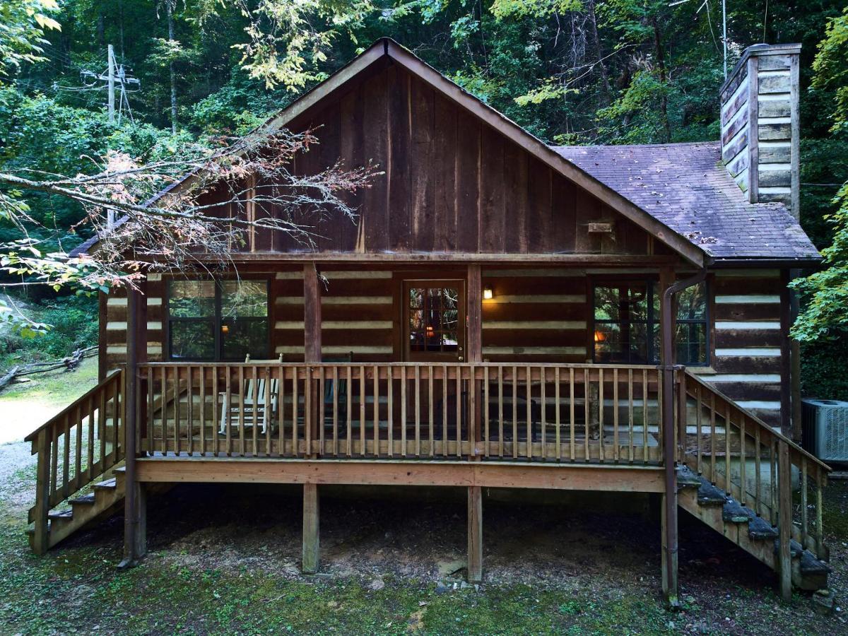 A Cabin In The Woods Pigeon Forge Exteriör bild