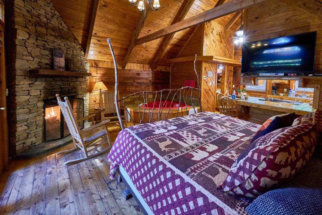 A Cabin In The Woods Pigeon Forge Exteriör bild